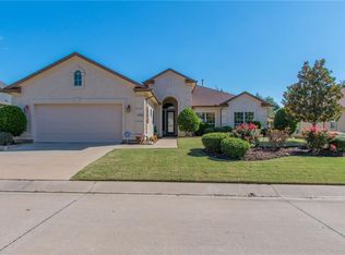 9701 Freeport Dr, Denton, TX 76207