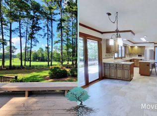 6829 Greystone Dr, Raleigh, NC 27615