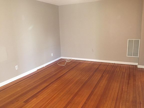 3rd image of 272 Cleveland Ave Floor 1