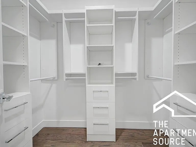3010 W Belmont Ave #4 — Photo 15