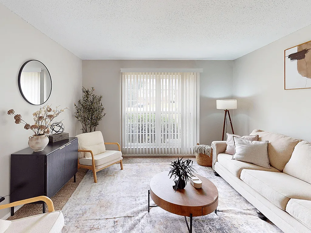 Greenmar Apartments — Photo 2