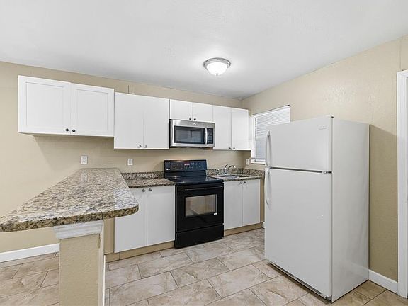 5th image of 1009 E HOLLAND AVENUE