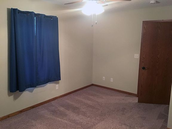3rd image of 507 E Adams St APT 8