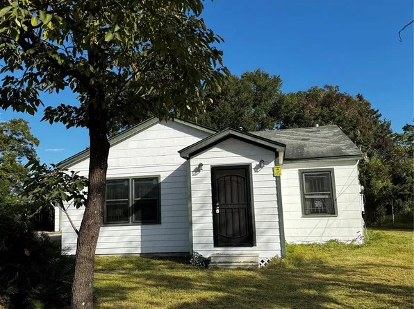 7119 Ley Rd, Houston, TX 77028