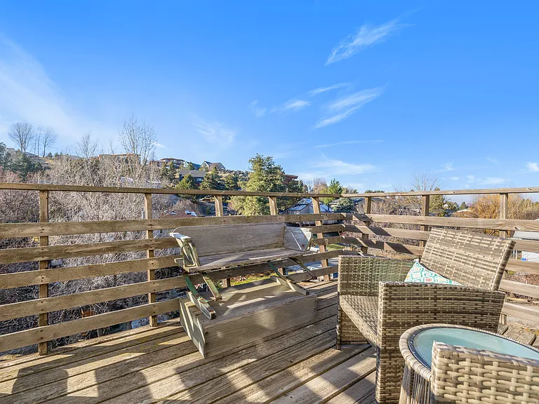 2228 E Roanoke Dr — Photo 39