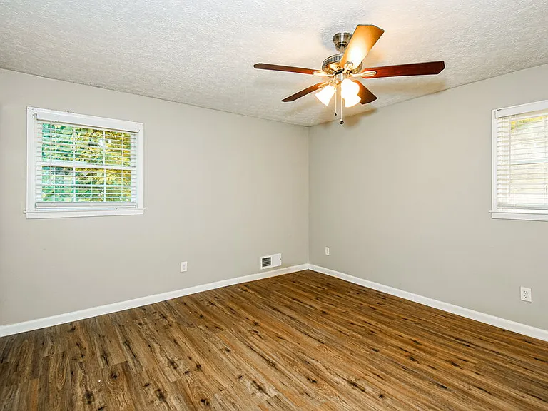 1622 Blackwell Rd — Photo 11