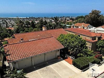 2nd image of 1810 Miramar Dr