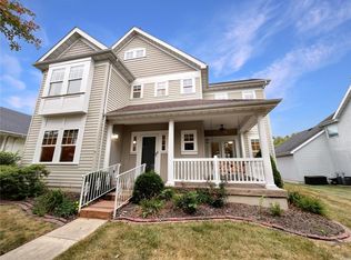 615 Summer Stone Dr, O'Fallon, MO 63368