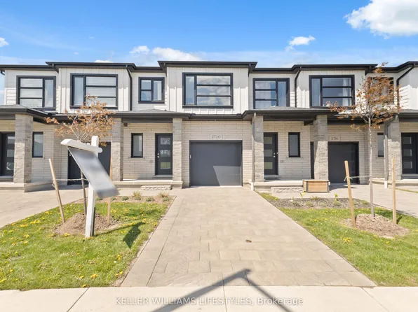 2720 Buroak Dr #11, London, ON N6G 0X4