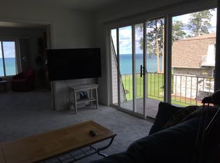 3620 Lakeshore Dr APT F10, Saint Joseph, MI 49085