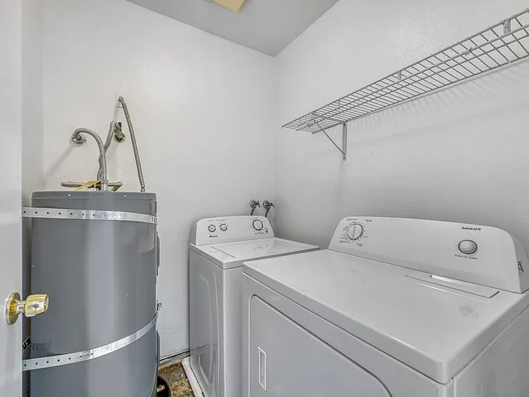 1913 Goodwill St #C — Photo 14
