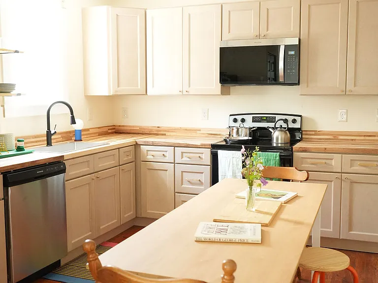 818 Buchanan Ave #2 — Photo 4