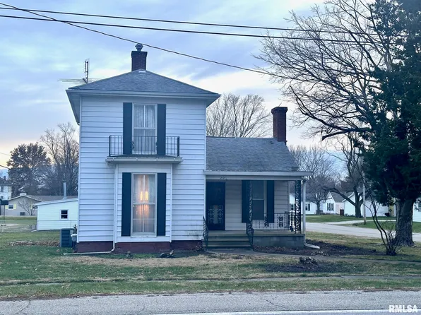 206 E Elm St, Waverly, IL 62692