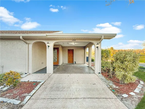 1232 Haddington Cir #65, Sun City Center, FL 33573