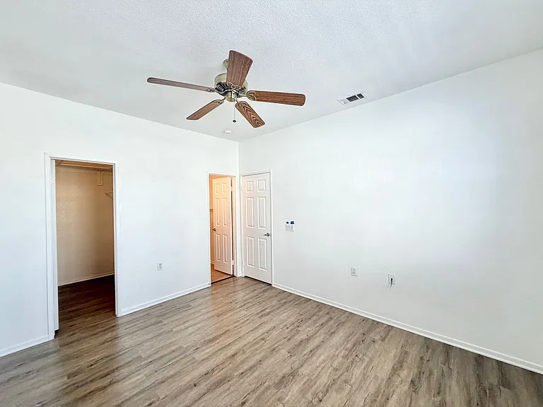 26805 China Dr — Photo 27