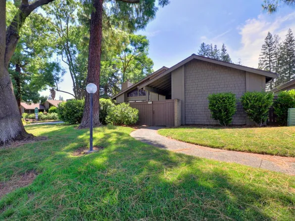 271 Munroe St, Sacramento, CA 95825