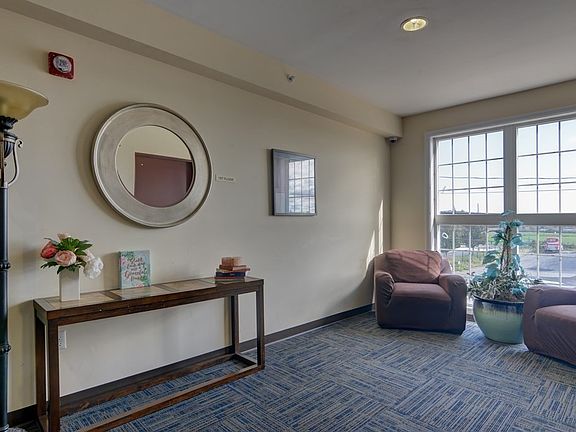2nd image of 145 Bennington St #15
