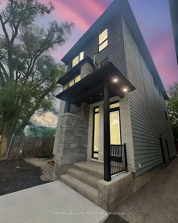 300 Elmgrove Ave #4