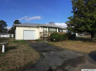 429 College Rd, Dutton, AL 35744