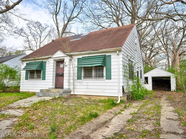 2512 Seneca St, Flint, MI 48504