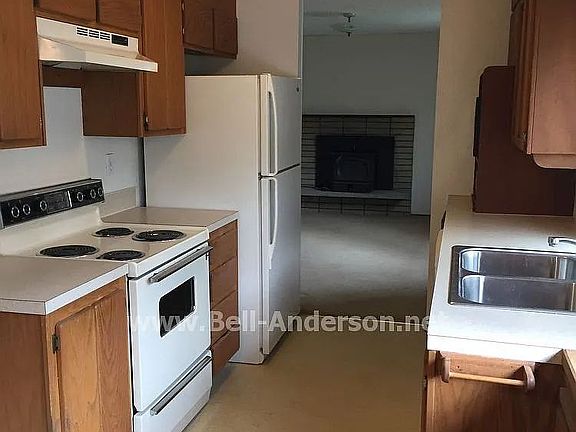 4th image of 1902 U St NE
