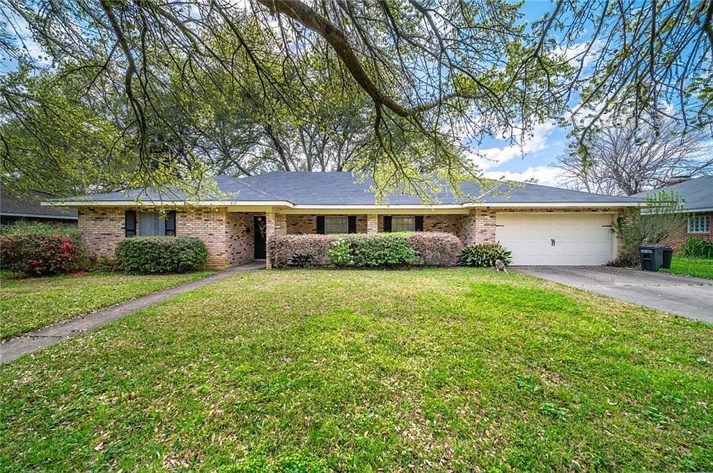 612 Ridgewood Blvd, Alexandria, LA 71303 | Zillow