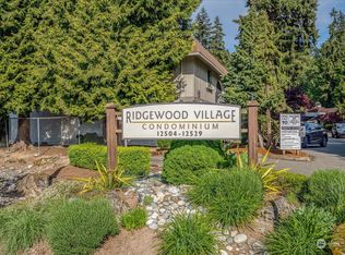 12527 NE 117th Pl APT F8, Kirkland, WA