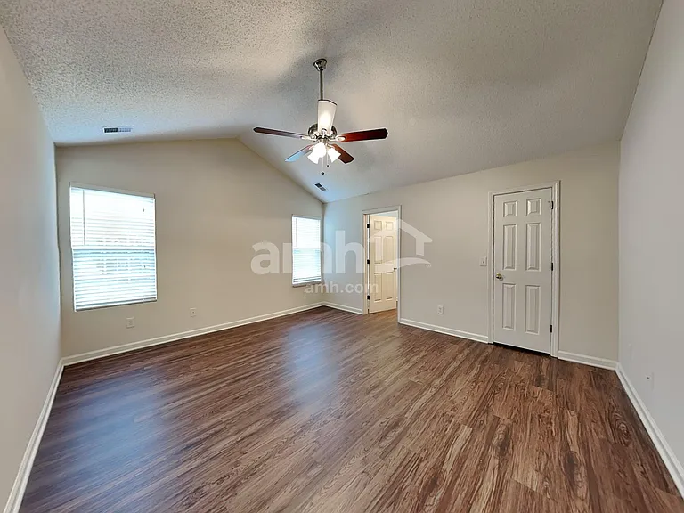 750 Ashland Park Way — Photo 10