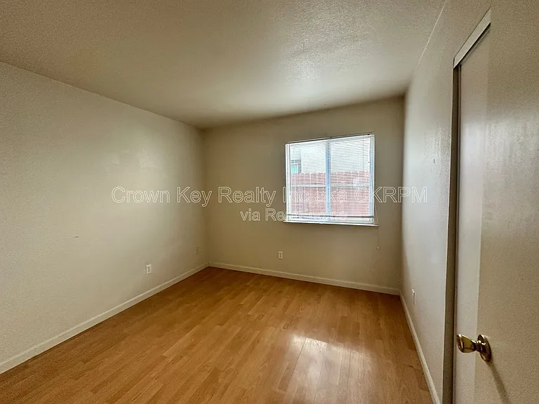 1720 Alcira Nunez St — Photo 14