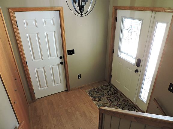 Large entry way!