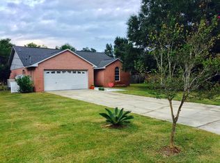 8810 Kiwi Pl, Navarre, FL 32566