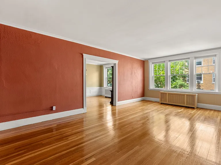 20 Egmont St #4 — Photo 1