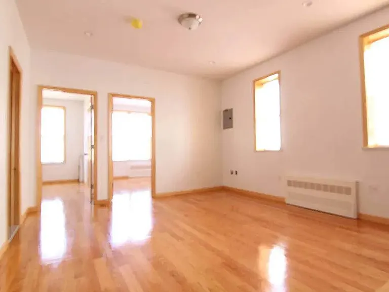 1736 Dahill Rd #2 — Photo 6