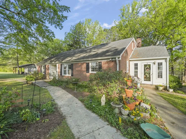 130 Shiney Rock Rd, Clarksville, VA 23927