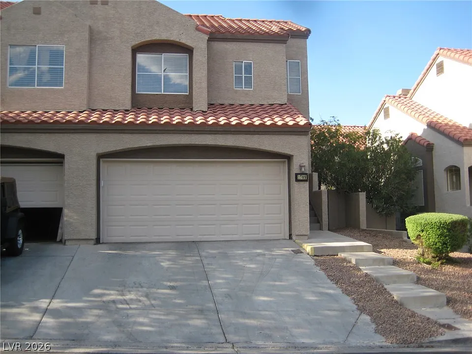 1709 Steamboat Dr