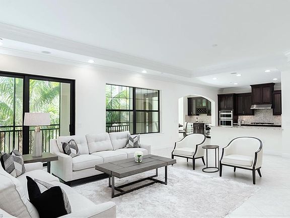 5th image of 2745 Tiburon Blvd Unit 101