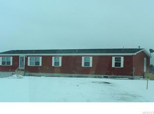 8761 Genesee Rd, Springville, NY 14141