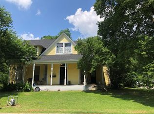 621 Beech St, Bonham, TX 75418