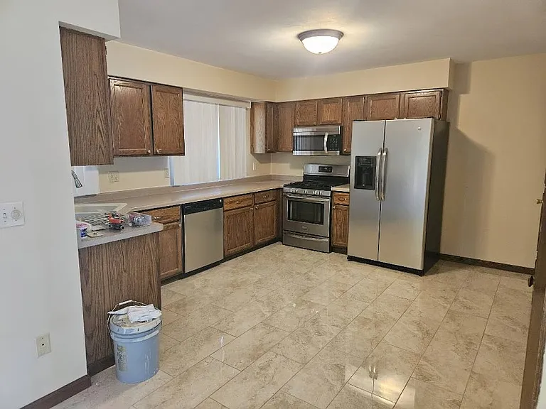 828 E Apple Ridge Dr — Photo 2
