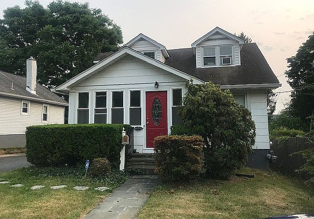 1st image of 3 Walnut Ave