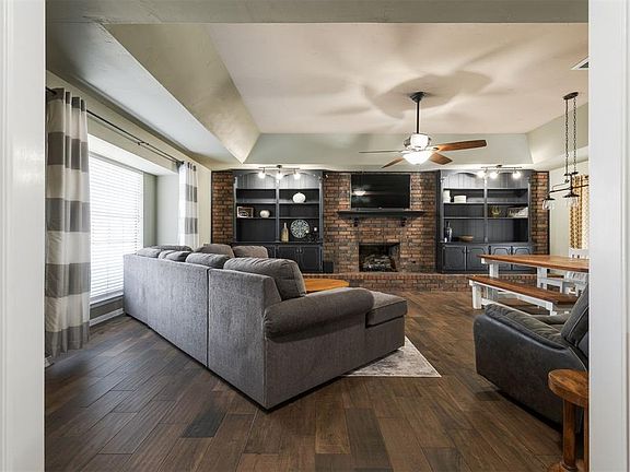 5th image of 4505 Prue Sand Ave