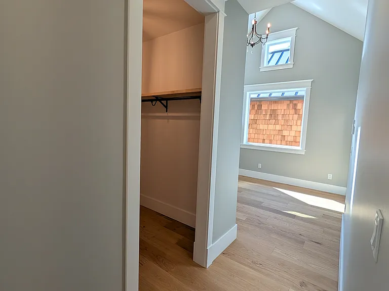 3957 W Barrett Ln — Photo 26