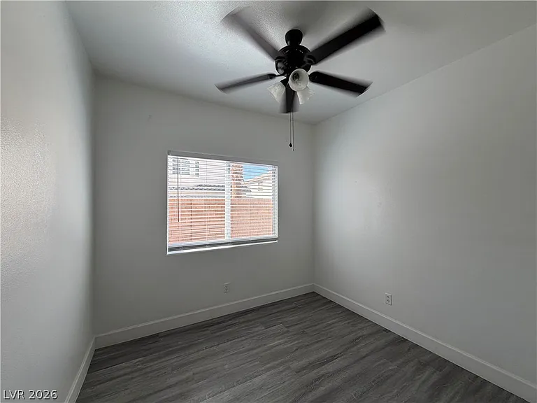 2456 Sheltered Meadows Ln — Photo 13