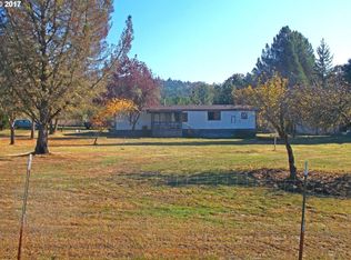 1465 Elgarose Rd, Roseburg, OR 97471