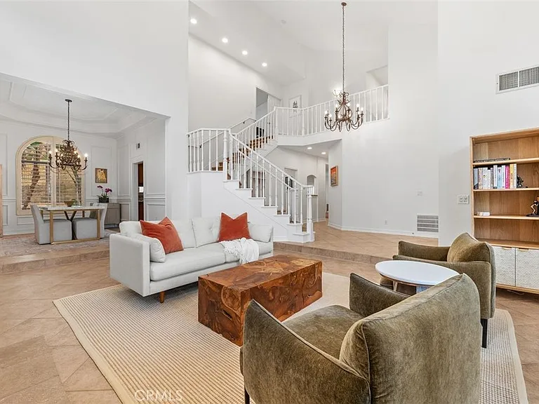 22241 Dardenne St — Photo 4