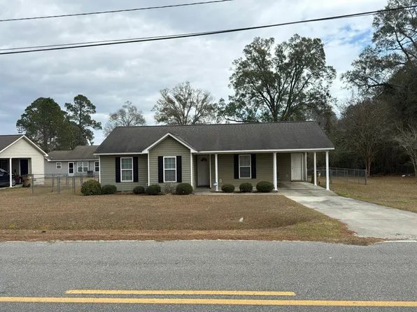 2727 Woodlawn Ave, Tifton, GA 31794