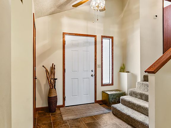 3rd image of 6804 Alpine Way