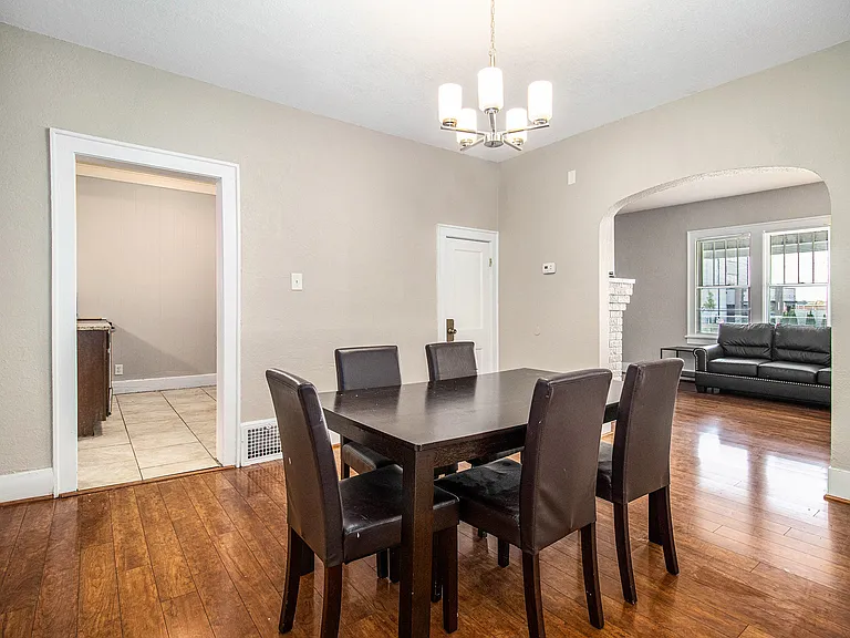 805 Miner St — Photo 8