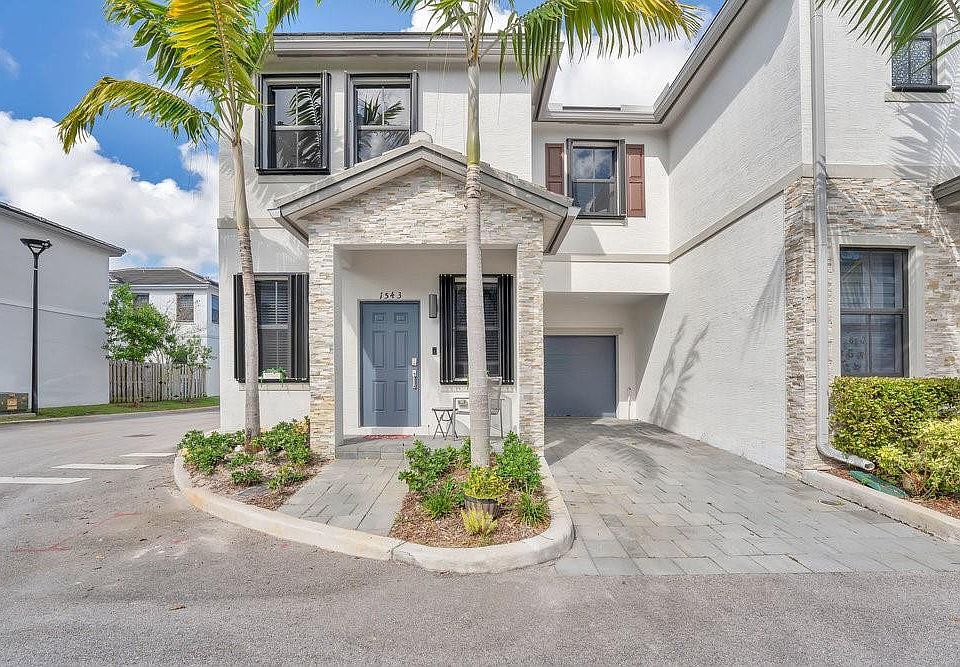 1st image of 1543 SW 29th Street #1543
