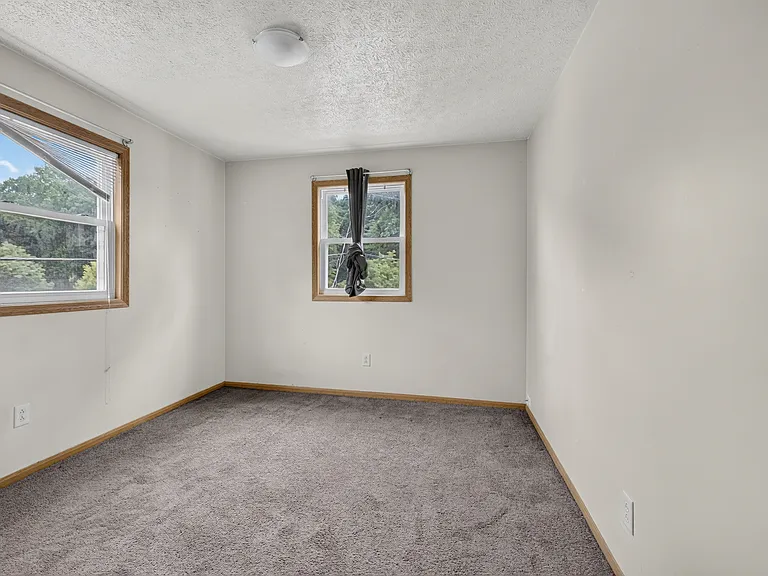 211 Park Ave #6 — Photo 12